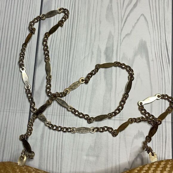 Vintage MCM Woven Hardbody purse with Gold Tone chain cross body or shoulder - Picture 9 of 9